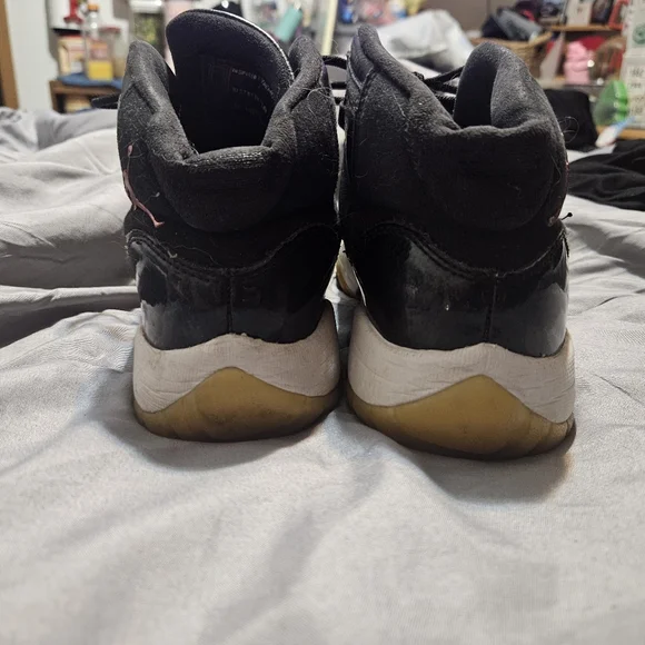 Air Jordan 11s In Good Condition